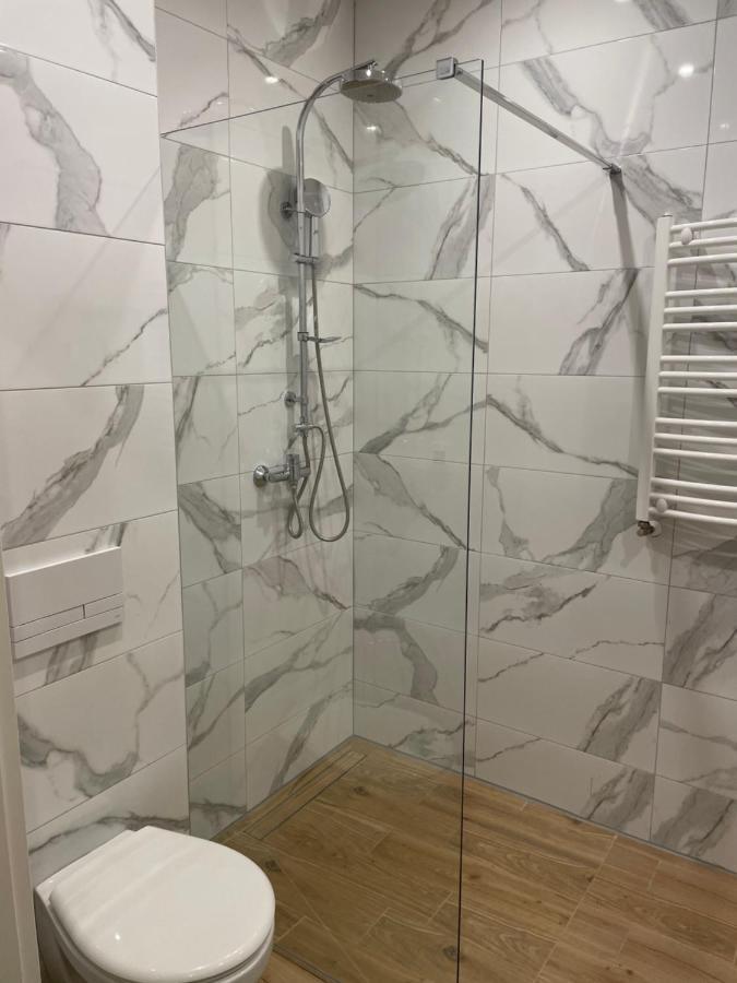 Komfort Apartament Nałęczów Exteriör bild